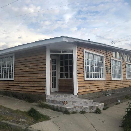 Hotel El Sendero Puerto Natales Esterno foto